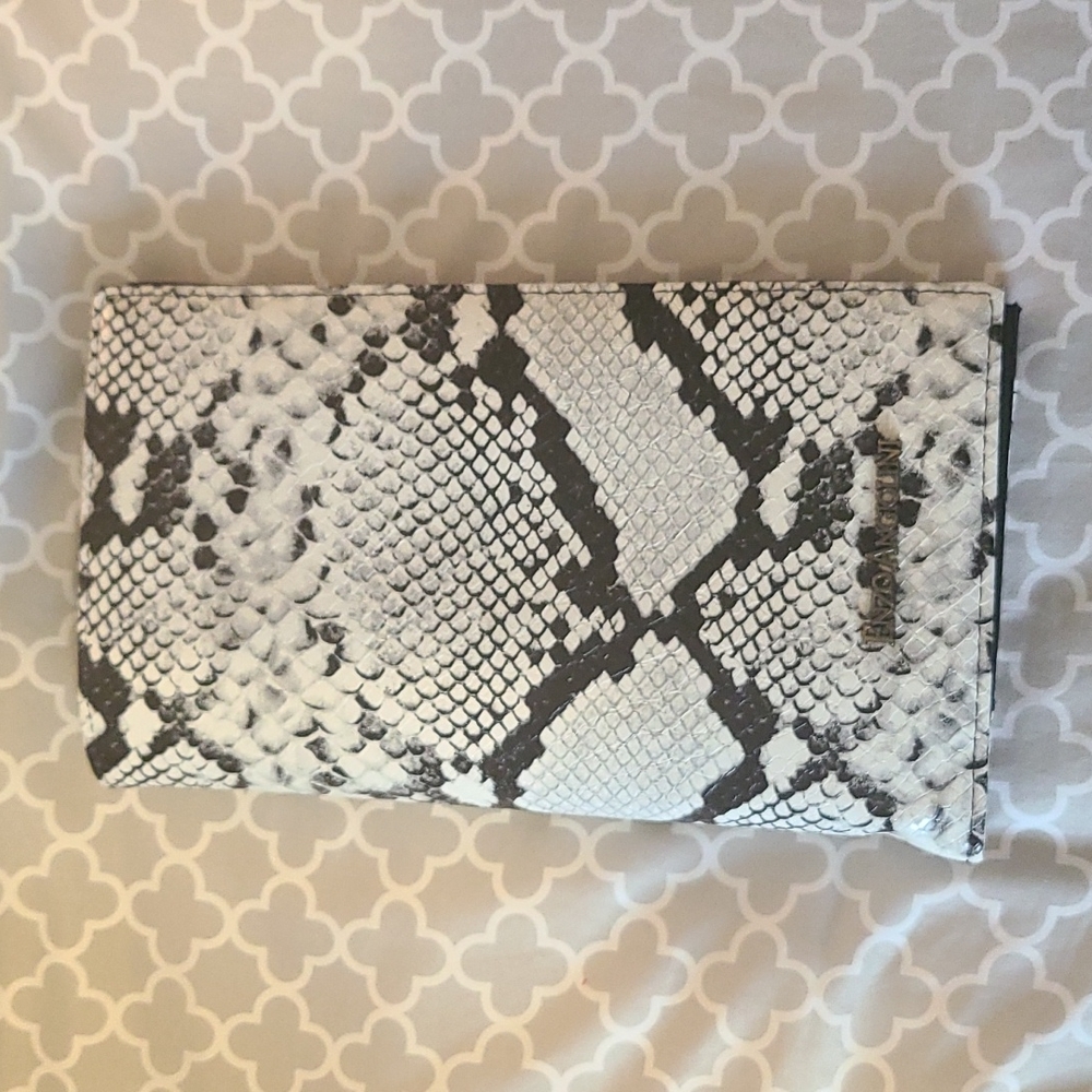 Travel Wallet